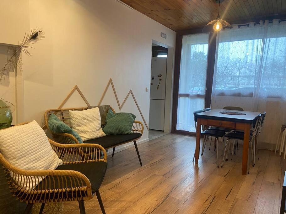 Grand Appartement 7 Couchages, 1 Place De Parking. Сен-Приест Экстерьер фото
